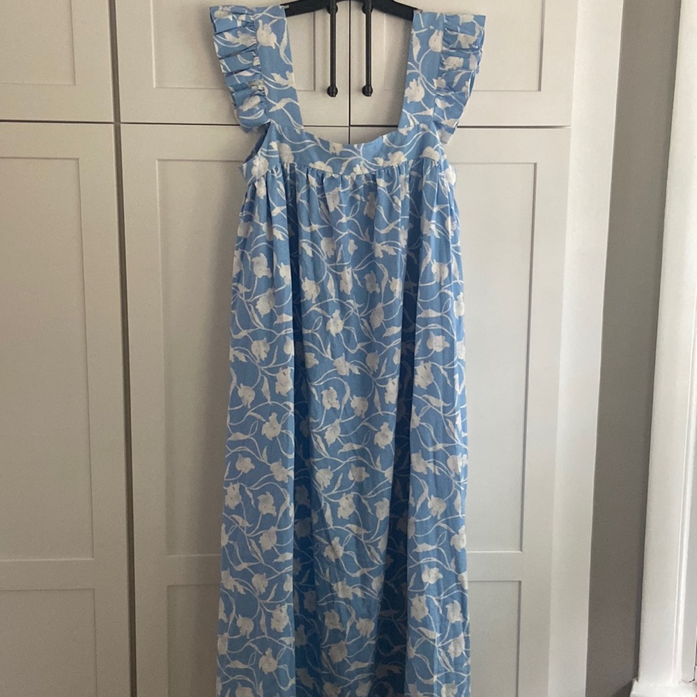 NWT Ruffle Shoulder A-Line Dress in blue floral